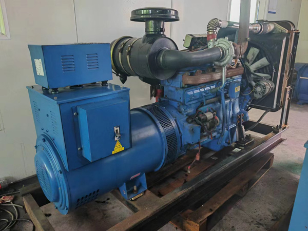 郯城100kW柴油发电机组使用多级机油有哪些优缺点？